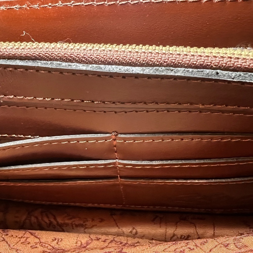 NWT Patricia Nash Discovery Collection: Atessa Postcard Leather Crossbody - Picture 9 of 10
